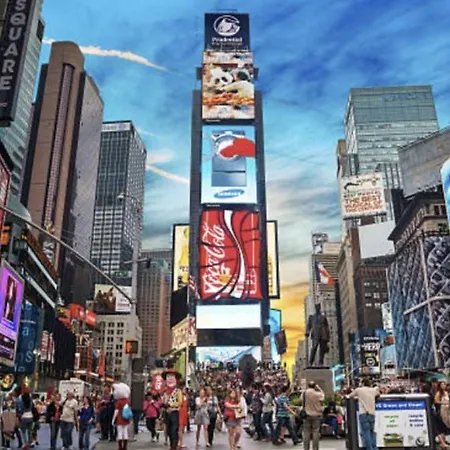 Suite With Private Kitchen And Bathroom In Times Square Central Park - Sleeps 4! Apartment *