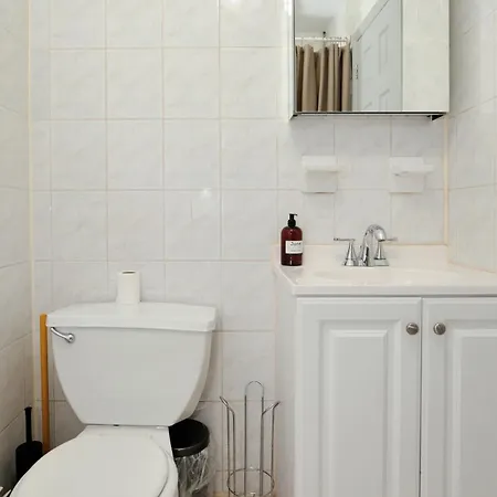 Monthly Nyc Rentals- Perfect 3 Bedroom Unit Apartment *