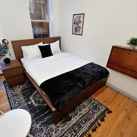 Apartment Monthly Nyc Rentals- Perfect 3 Bedroom Unit