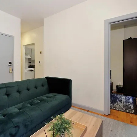 Monthly Nyc Rentals- Perfect 3 Bedroom Unit *
