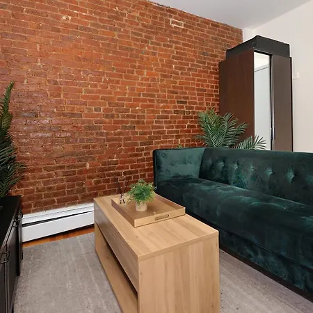 Monthly Nyc Rentals- Perfect 3 Bedroom Unit Apartment