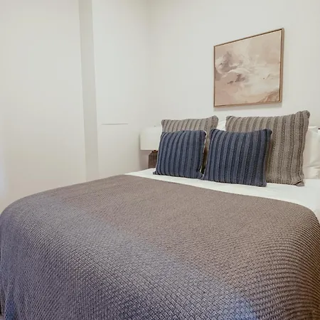 Spacious & Charmy 3bdr & 1 Bth Downtown Manhattan Apartment