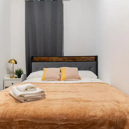 Apartment 2 Bedroom In Manhattan Valley New York