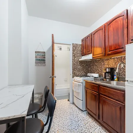 2 Bedroom In Manhattan Valley