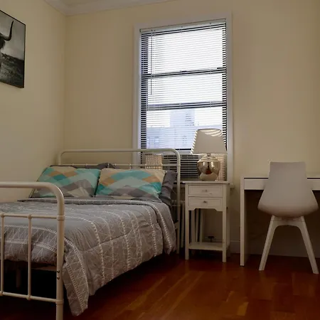 Modern 4 Bedroom In New York