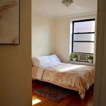 Modern 4 Bedroom In Apartment New York