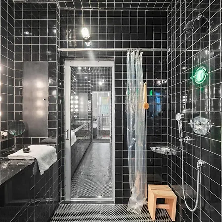 Garden Manor By Rove Travel Duplex With Terrace Apartment New York