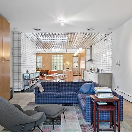 Garden Manor By Rove Travel Duplex With Terrace Apartment New York