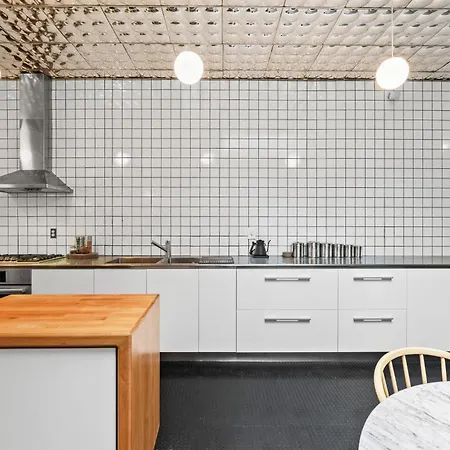 Garden Manor By Rove Travel Duplex With Terrace Apartment New York
