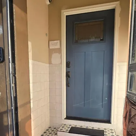 Apartment Entire Unit Luxury
