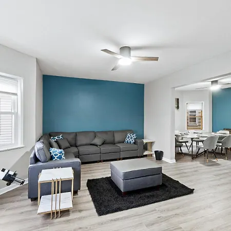 Urban Duplex Nwr Nyc Games Holiday home *