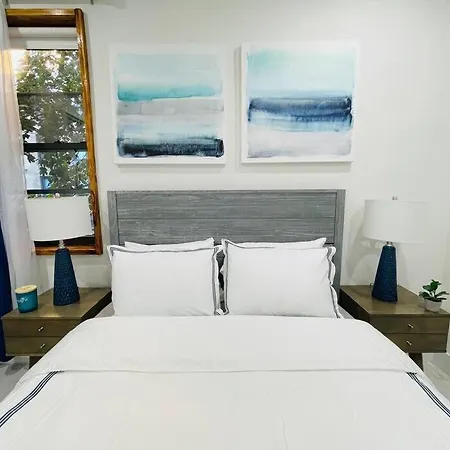 78-3a Luxury Brand New Modern 1br W&d *