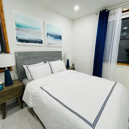 78-3a Luxury Brand New Modern 1br W&d
