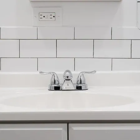 Apartment 74-4a 2br2ba In Uws W&d Gym In Building *