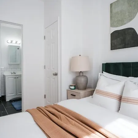 Apartment 74-4a 2br2ba In Uws W&d Gym In Building