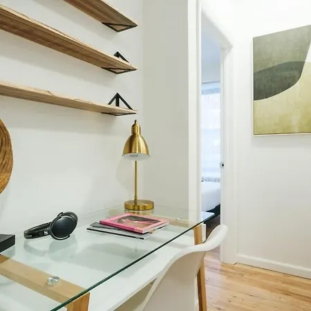 74-4a 2br2ba In Uws W&d Gym In Building *