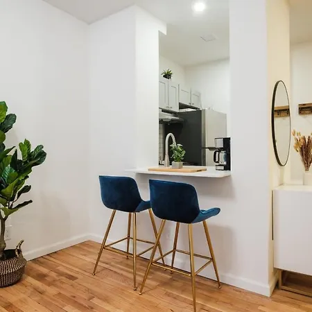 74-4a 2br2ba In Uws W&d Gym In Building *