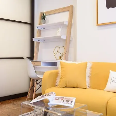 Apartment 69-4a Quality New Prime Lower East 1br New York