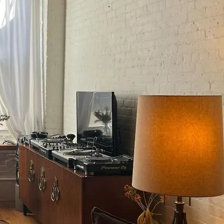 Zen Artist Loft In Williamsburg Apartment New York