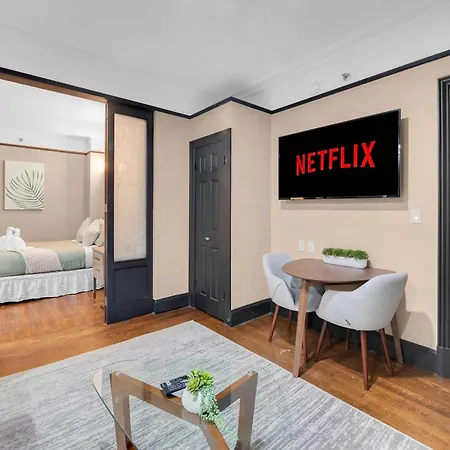 Apartment Centrally Located 2 Bdr W Gym *