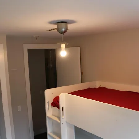 Apartment Guest Comes 1st New York