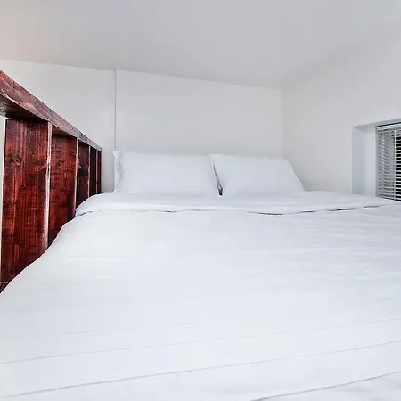 Upper East Side Private Studio Apartment New York