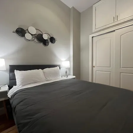 Midtown Theatre District Apartment New York