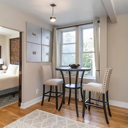 Heart Of East Vill 2br 1ba Washer Dryer *