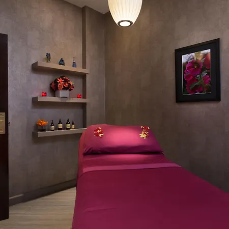 Washington Square 4*