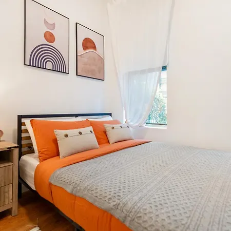 Bright & Stylish 3bd Unit Near Times Square Apartment New York