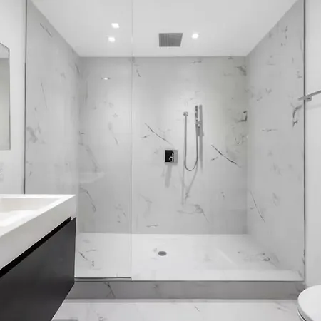 Apartment Fully Renovated 3 Bdr East Village *