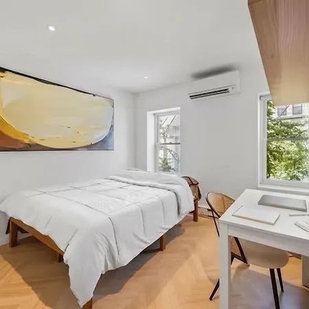 Fully Renovated 3 Bdr East Village *