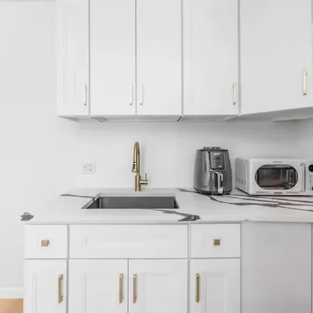 Fully Renovated 3 Bdr East Village