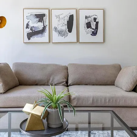 Landing Apartments - The Botanic *
