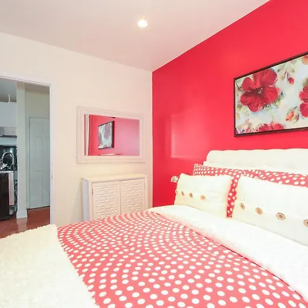 Hamilton Heights 4 Bedroom Apartment *