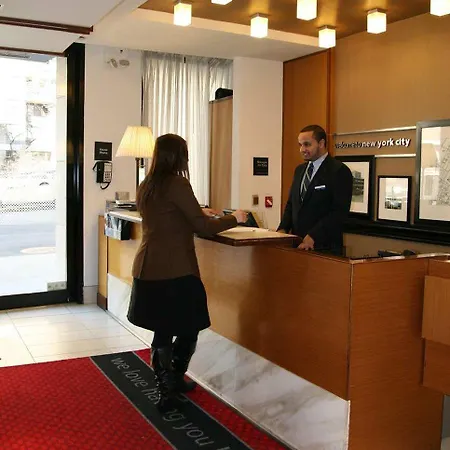 Hampton By Hilton Seaport New York
