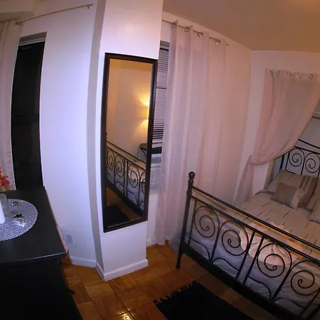 Apartment In Shared Steps From Times Square New York