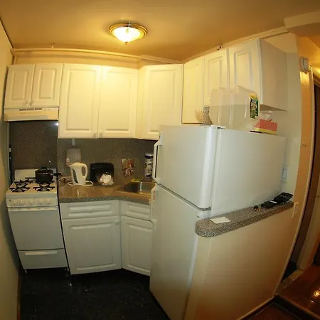 Apartment In Shared Steps From Times Square *