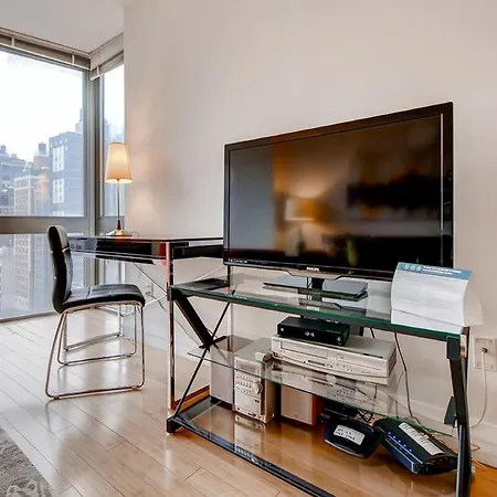Global Luxury Suites At 800 6th Avenue