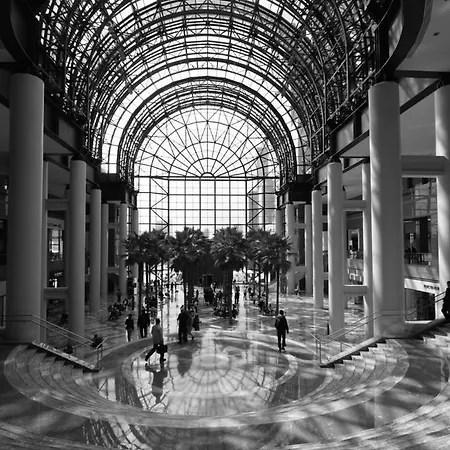 Global Luxury At 90 Washington *