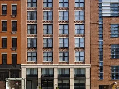 Hampton By Hilton Seaport Hotel New York