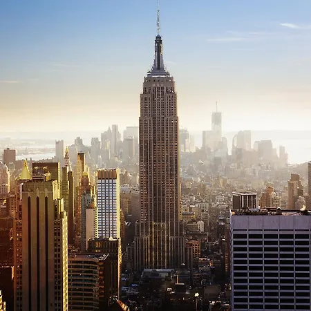 Luxury One Bedroom - Macy's Herald Square Apartment New York
