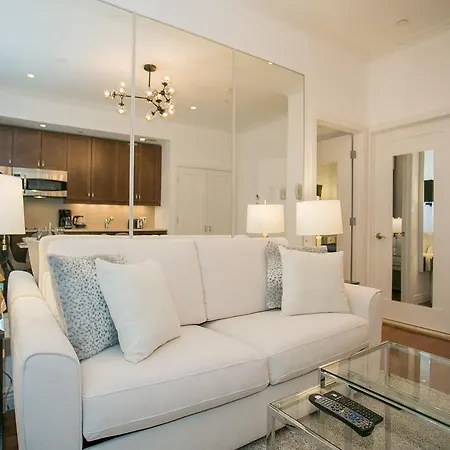 Luxury One Bedroom - Macy's Herald Square Apartment *