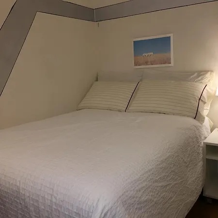 Today House Suites