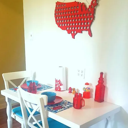 Two Bridges Apartment