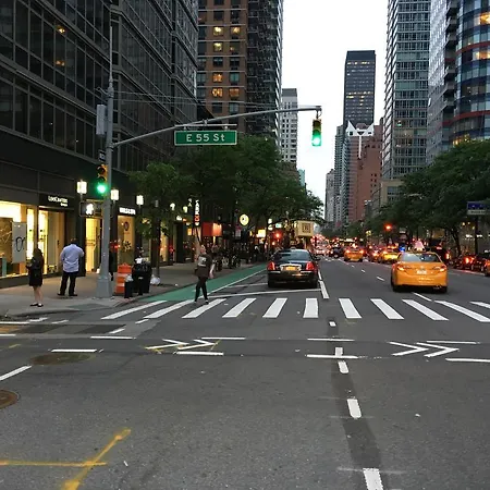 Apartment Midtown East Deluxe 2 Bedroom New York