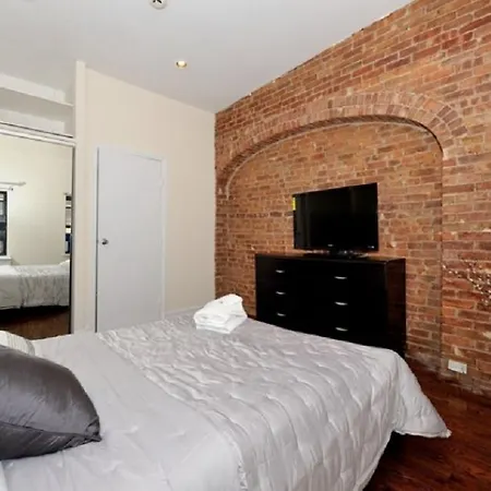 Four Bedroom East Side *