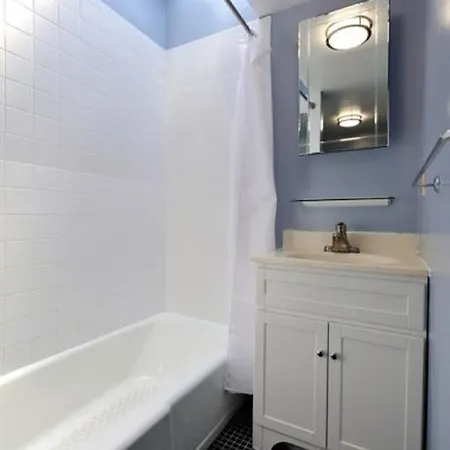 Four Bedroom East Side * New York