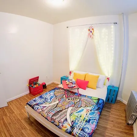 Two Bridges Apartment