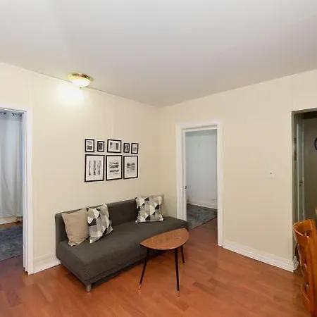 Gorgeous 2 Beds Apt In Times Square * New York